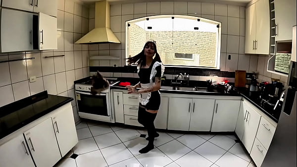 Boss Fuck the Perfect Alternative Maid ft. Amberzinha & QroZne [FREE SCENE]