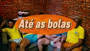 JOGO DE FUTEBOL BRASILEIRO TERMINA EM ORGIA ENTRE TORCEDORES PUTOS E SAFADOS