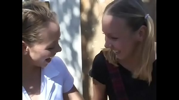 Nice hotty gets finger fucked