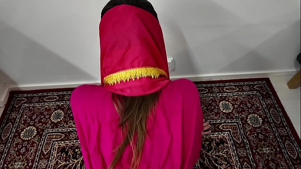 کص گایی ۲۰ دقیقه ای پسر ایرانی با زید کص صورتی و کون نانازش (کص دختره خیلی تنگه)