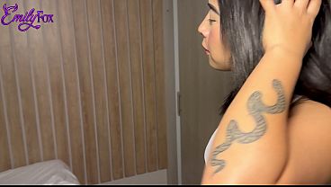 compartiendo habitación con mi hermanastra bbw de enorme culo – Emily Fox & Zeus White